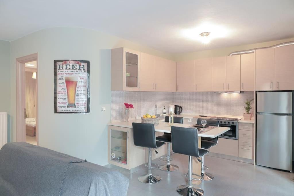 5 Min From Papageorgiou Free Indoor Parking Appartement Thessaloniki Buitenkant foto